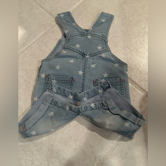 First Impressions Baby Star Print Denim Shortalls Light Wash 12 Months - Picture 4 of 5